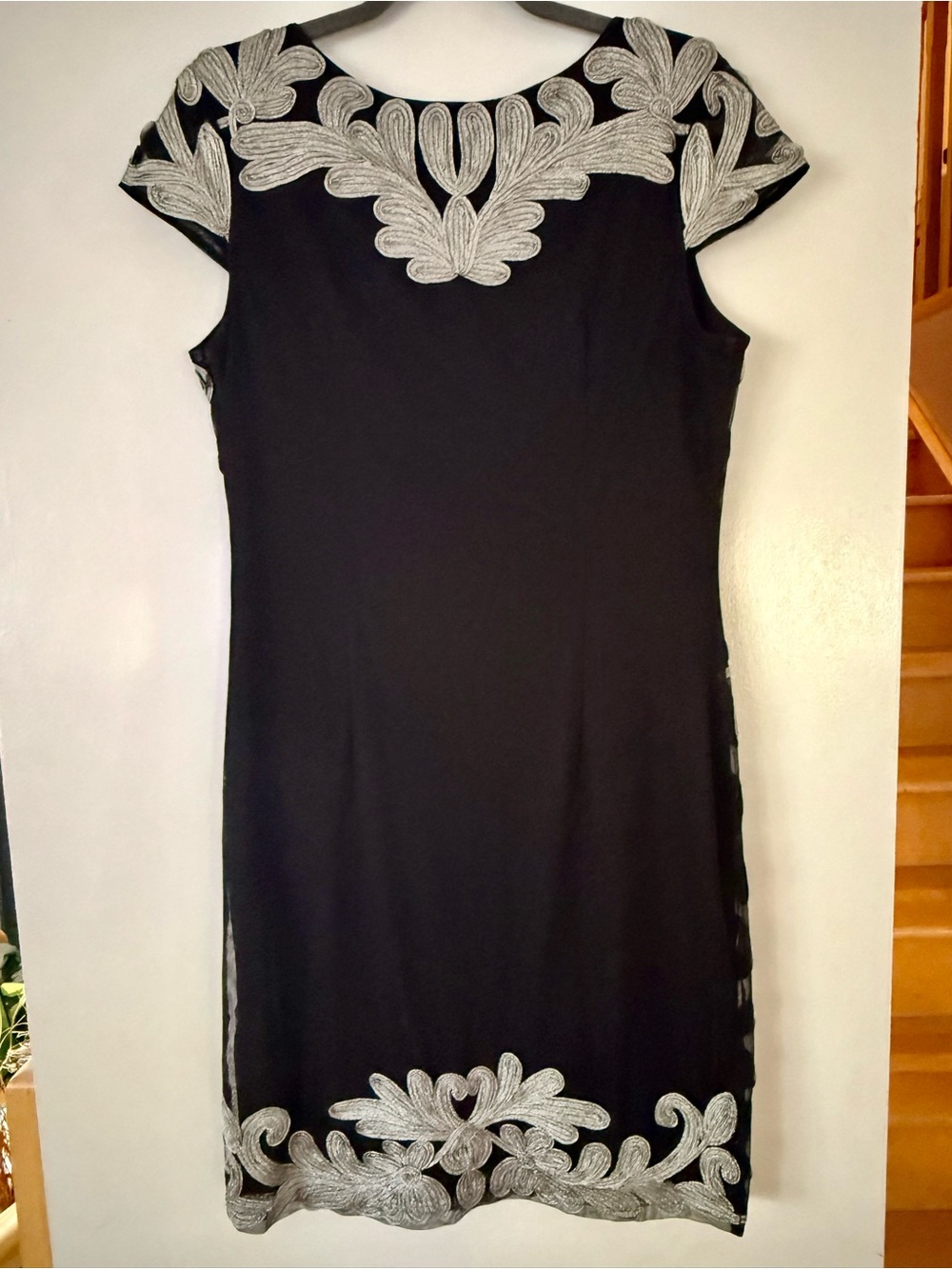 Frank Lyman Design Black Midi Cocktail Dress with Silver Embroidered Appliqué - Picture 4 of 7